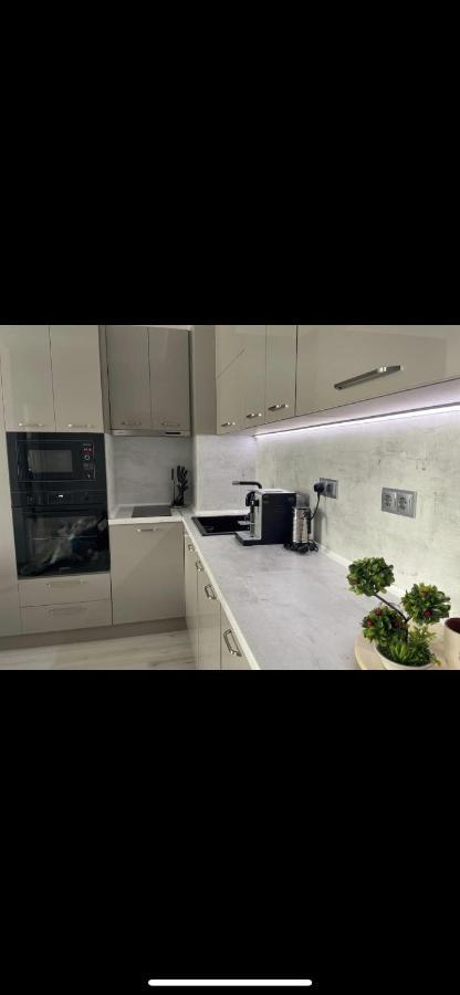 Brand New First Line Sea View 2 Bedroom Apartment 布尔加斯 外观 照片